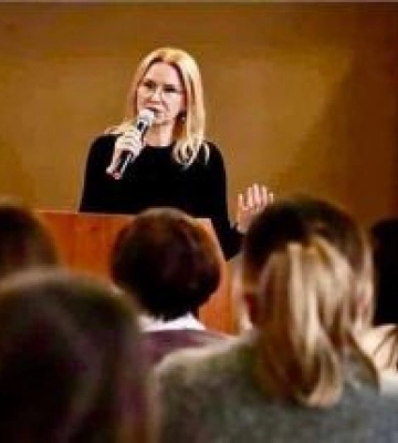 Олена Кондратюк: Спілкування з молодими людьми — для мене це унікальна можливість та велике натхнення!