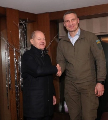 Кличко зустрівся з канцлером Німеччини