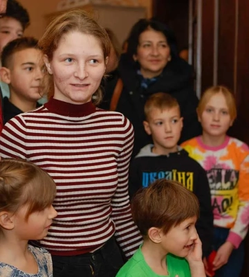 Прийомній родині із Херсонщини придбали будинок на Прикарпатті
