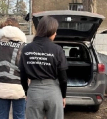 В Одесі затримали чоловіка, який за 25 тисяч доларів США обіцяв оформити непридатність до військової служби