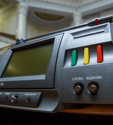 Умовні зобов'язання: Рада ухвалила закон для отримання 50 млрд доларів під російські активи Умовні зобов'язання: Рада ухвалила закон для отримання 50 млрд доларів під російські активи
