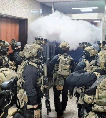 Военное положение в Южной Корее: парламент отменил правовой режим, силовики покидают здание (видео)