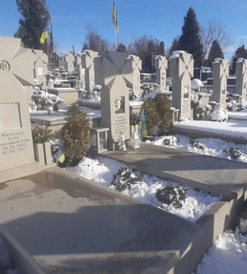 Як захистити поле почесних поховань у Тернополі?