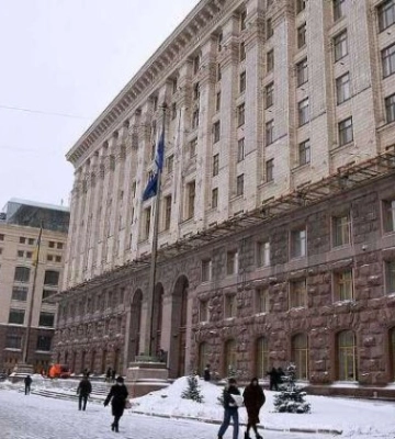 Київ розірве договір оренди комунальної землі через незаконну спробу продажу та суборенди
