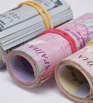 Курс валют НБУ. Долар і євро тримають позиції