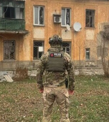 Рашисти вдарили КАБами по Костянтинівці: поранено трьох чоловіків. ФОТО