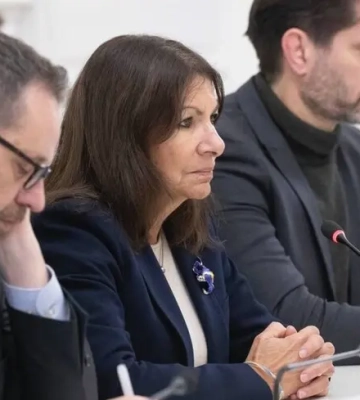 Мер Парижа Анн Ідальго приїхала в Київ