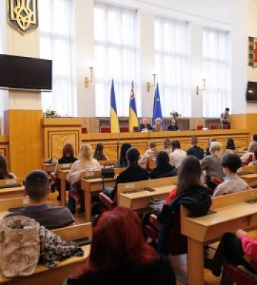 Сьогодні триває Закарпатський обласний форум лідерів учнівського самоврядування