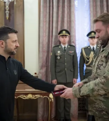 Зеленський привітав воїнів із Днем ракетних військ і артилерії (фото, відео)