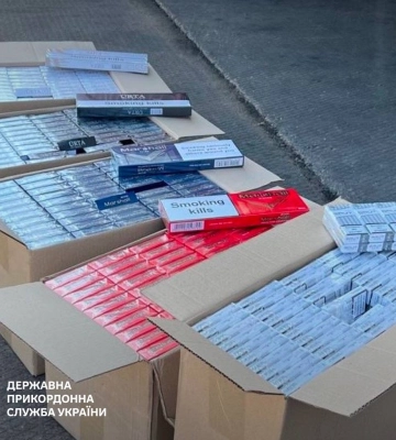 В порту Одещини затримали партію контрабандних цигарок на 165,6 млн грн (відео)