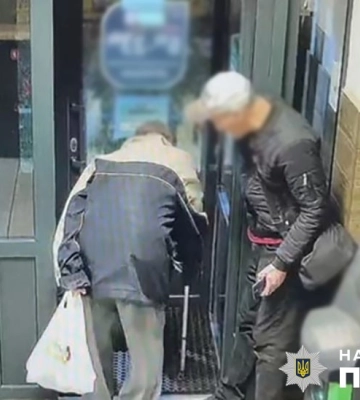 У Києві судитимуть рецидивіста, який на вулиці підло та цинічно обікрав старенького дідуся