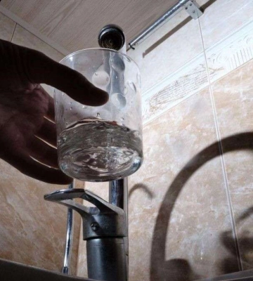 Масштабне відключення води у центрі Дніпра 6 грудня: зробіть запаси завчасно
