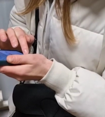 Охтирчанка, продаючи взуття через інтернет, втратила 38 тис. грн