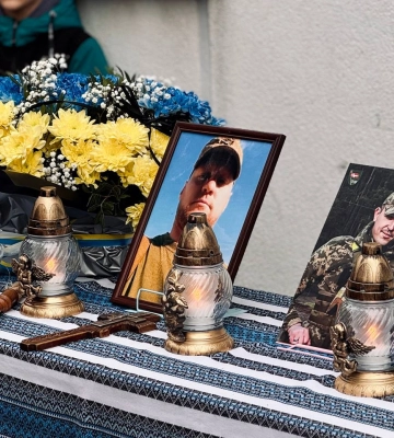 На стіні ліцею у Нововолинській громаді відкрили меморіальні дошки полеглим воїнам