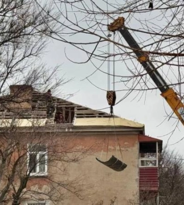 Перша допомога — від благодійних фондів, далі місто ліквідовує наслідки: як у Дніпрі допомагають будинкам ОСББ/ЖБК після ворожих&amp;hellip;