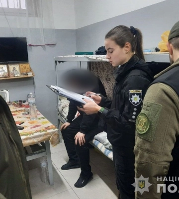 В Одесі учасники злочинної групи вимагали гроші в утриманців слідчого ізолятора