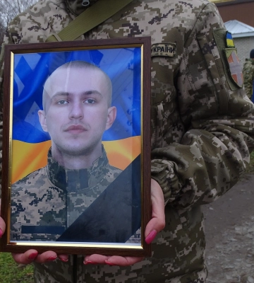 Назавжди 39: на Волині попрощалися з Героєм Денисом Гаврилюком