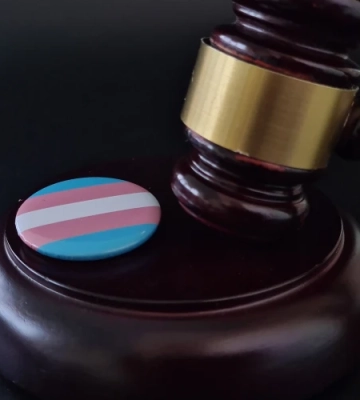 Суд у Швейцарії дозволив підлітку змінити юридичну стать без згоди батьків