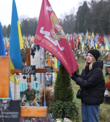 У Львові в День Збройних сил України вшанували пам’ять полеглих Героїв