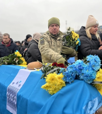 У Рівному поховали одразу аж трьох захисників (ФОТО)