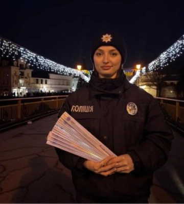 Вчора  інспектори патрульної поліції провели акцію "Світлострічка" в Ужгороді!