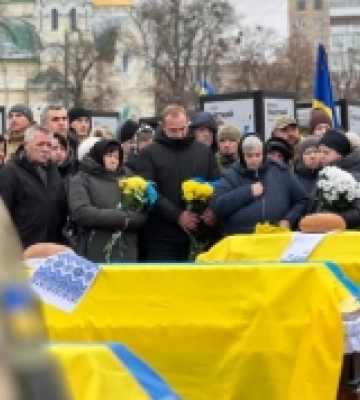 У Рівному поховали одразу аж трьох захисників (ФОТО)