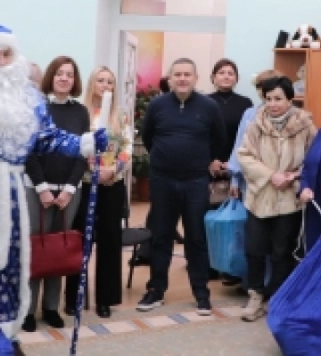 Вихованців одеських Будинків дитини привітали з Днем Святого Миколая