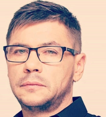 У известного украинского артиста во время концерта во Львове остановилось сердце. Он в реанимации