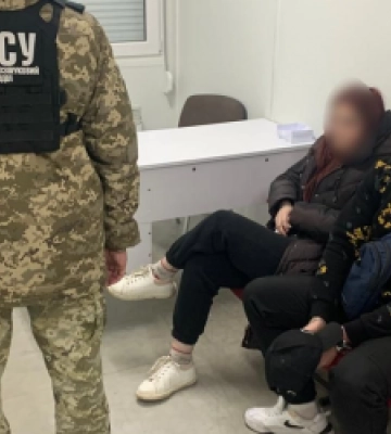 Чоловік уклав шлюб із дівчиною друга, щоб виїхати до Польщі: у «Краковці» викрили псевдоподружжя