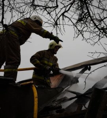 У Миколаєві сусід врятував з пожежі чотирьох дітей