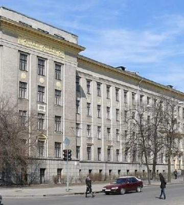 Отчисленного из вуза курсанта обязали выплатить 173 тысяч гривен