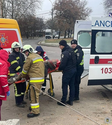 Поліція відкрила кримінальне провадження за фактом травмування робітника у сквері «Серце міста»