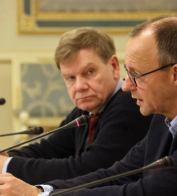 Мерц у Києві заявив про підтримку надання Україні далекобійних озброєнь