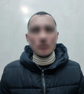 На Херсонщині поліція затримала чоловіка, який продавав гранатомет