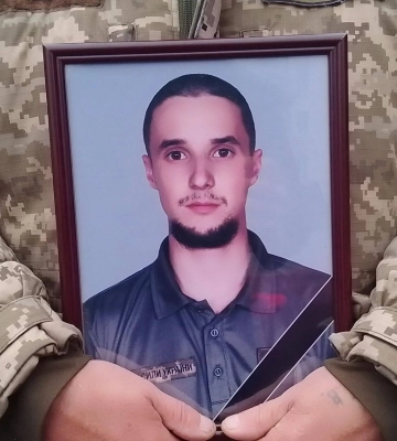 У Сумах попрощались із захисником Кирилом Ульянченком