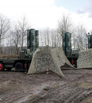 Британська розвідка показала наслідки удару ЗСУ по російському С-400 в Криму
