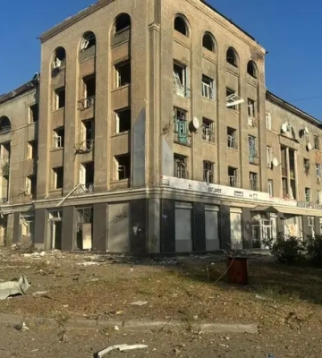 Окупанти завдали ударів по місту та селу в Донецькій області: загинула жінка, троє поранених