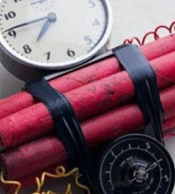 Невідомі підірвали вибухівку біля поліцейського відділку в Харкові