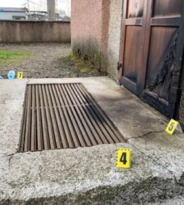 Здійснили серію підпалів майна на Закарпатті – двом особам повідомили про підозру