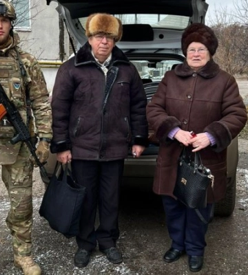 Поліцейські евакуювали 10 цивільних з Харківщини