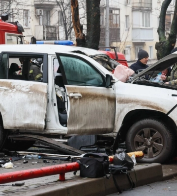 В Донецке взорвали начальника Еленовской колонии, а ЕС выделил Украине еще 4 млрд евро. Главное за день