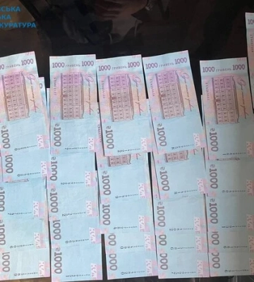 «Вашій доньці потрібна операція»: у Києві шахраї виманили у пенсіонерки 380 тис. грн