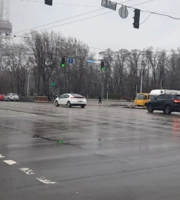 +28°C — вантажівки понад 24 тонни під забороною: обмеження руху на Київщині