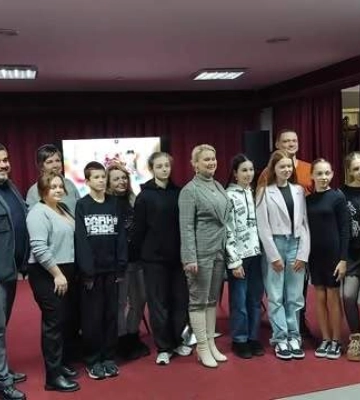 У Миколаївському драмтеатрі відбувається історична подія