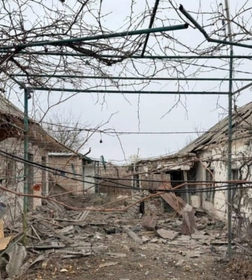 Двоє цивільних вбиті і сім поранено внаслідок російських обстрілів Донеччини