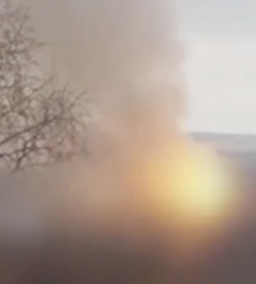 В Єнакієвому на Донеччині ударом HIMARS уражений російський склад боєприпасів - журналіст