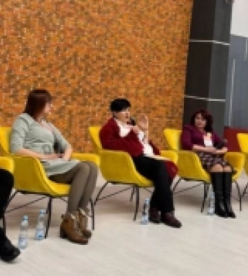 Пломенисті: як у Луцьку відзначили 140-річчя українського жіночого руху