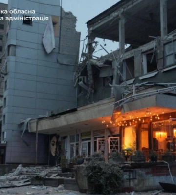 російська армія завдала удару по місту Запоріжжя. Там зруйновано приватну лікарню