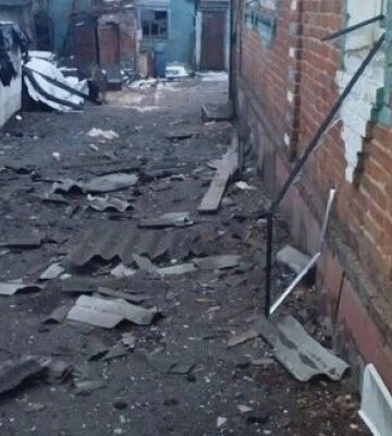 Мирна мешканка постраждала внаслідок ворожої атаки по селу на Харківщині