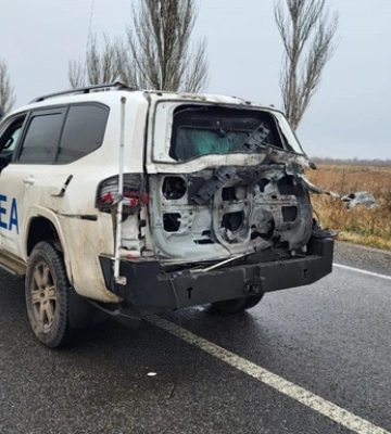 МАГАТЕ: дрон пошкодив автомобіль агенції ООН під час ротації на Запорізькій АЕС